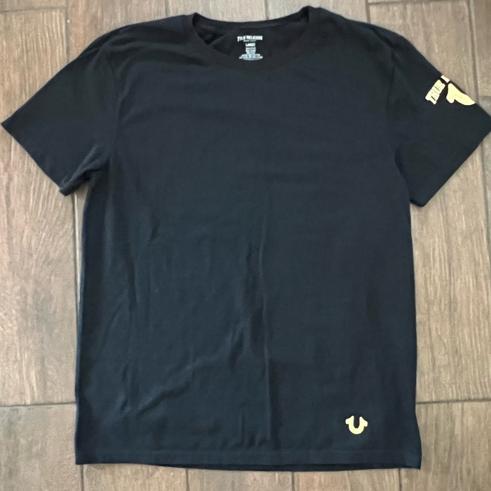True Religion Black T Shirt with Gold Logo size Large